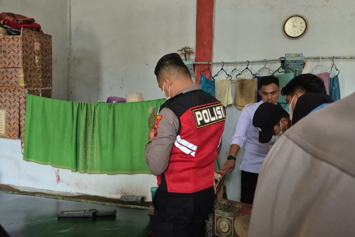 Lapas Lubuk Basung Agam razia blok-tes urine warga binaan