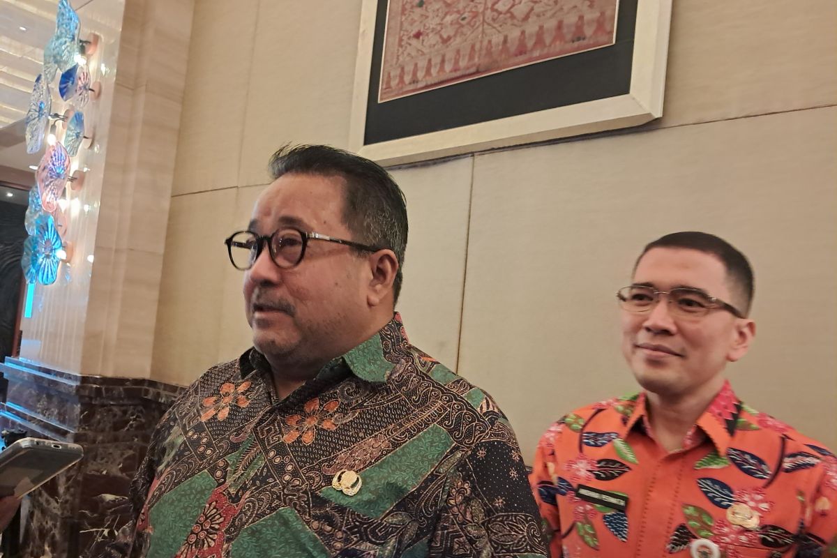 Wagub Rano sebut setiap daerah punya dana mengendap di bank