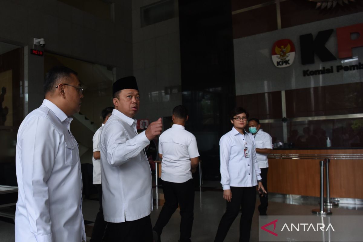 Menteri Nusron minta masukan KPK soal layanan publik hingga cegah pungli