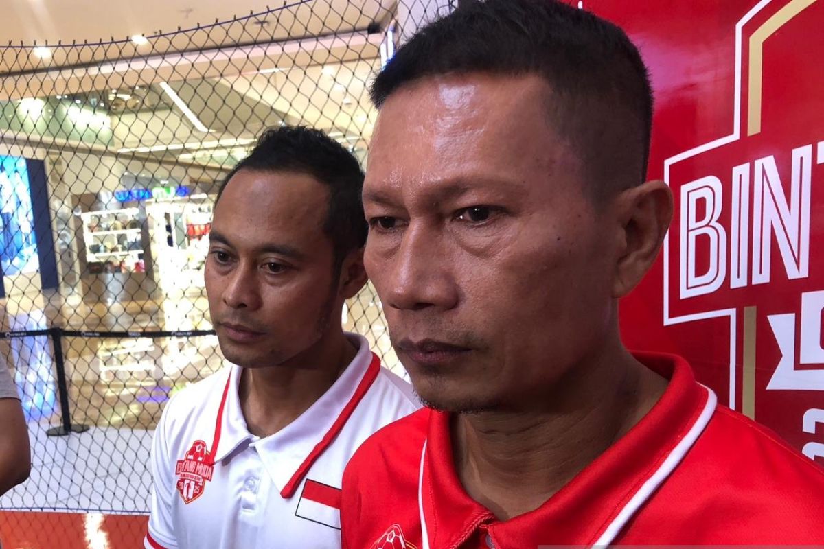 Atep dan Ismed Sofyan berharap pelatih baru timnas berkarakter kuat