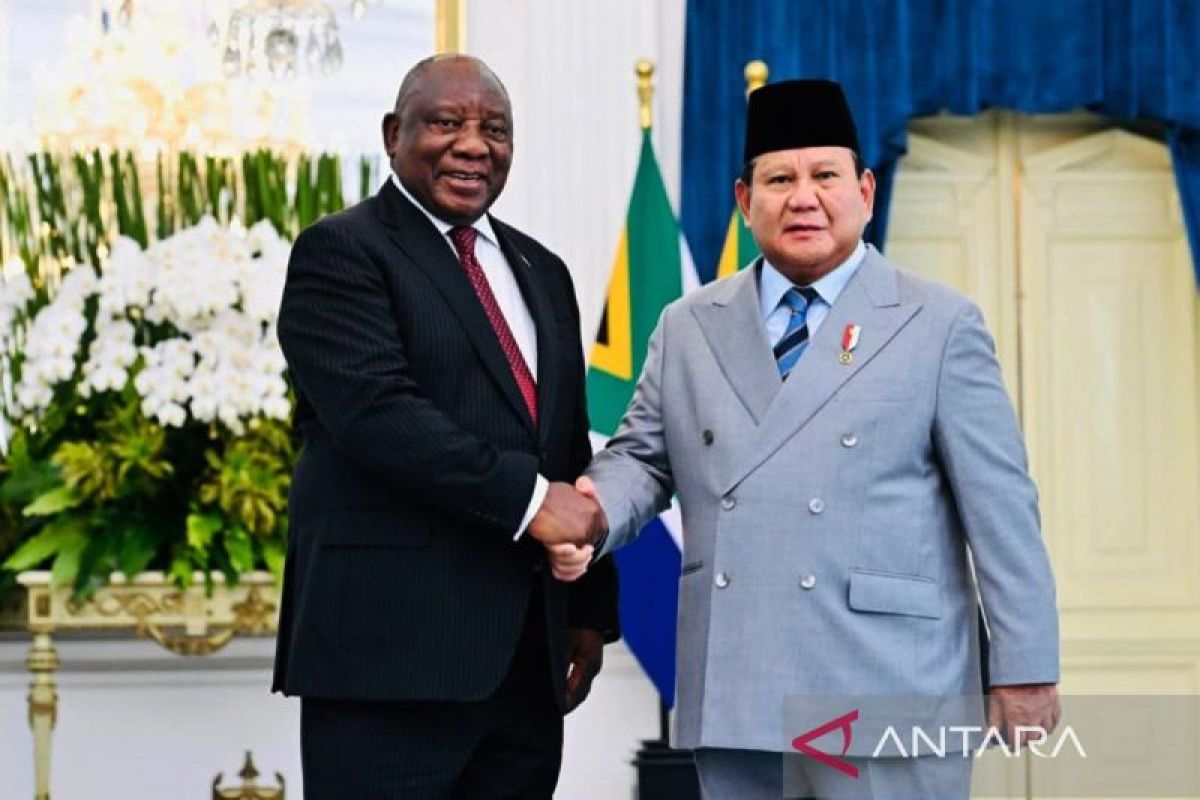 Kemarin, kunjungan Presiden Afsel hingga renovasi ponpes dengan APBN