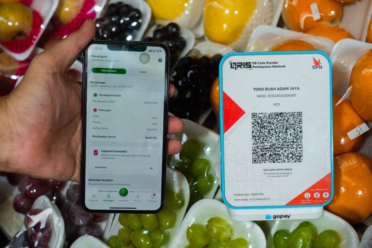 Cara GoPay Merchant jawab mitos transaksi digital