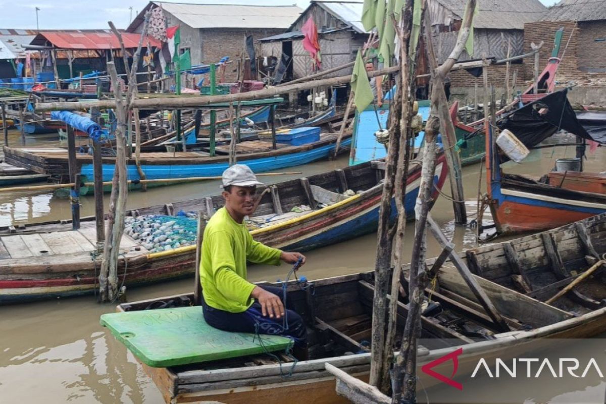Ombak besar hantam sampan nelayan Sergai, 4 selamat dan satu meninggal