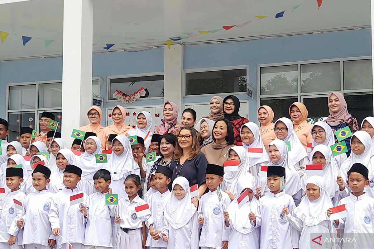 Ibu Negara Brasil berpesan utamakan pangan lokal untuk kesuksesan MBG
