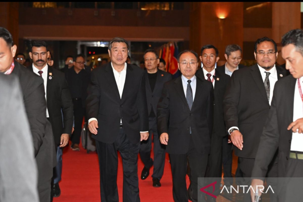 Wakil PM He Lifeng wakili China di KTT ASEAN