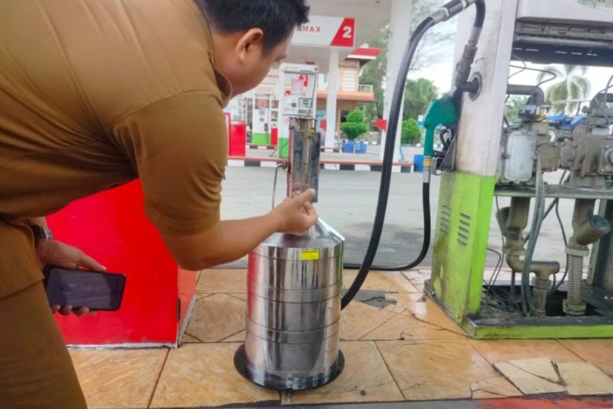 Disperindag Sergai segel pompa bio solar SPBU Suka Damai usai ditemukan selisih takaran