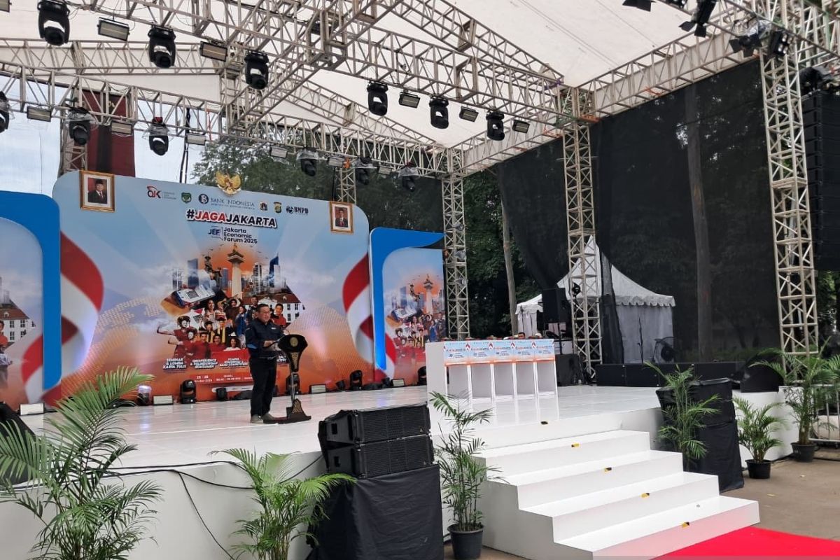 Jakarta Governor stresses development must continue