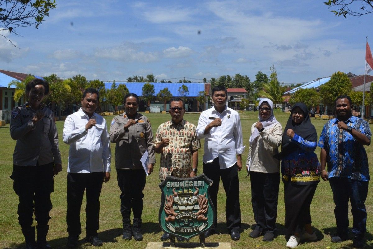 Polda Papua mengawasi penyaluran dana BOS Provinsi Papua Selatan