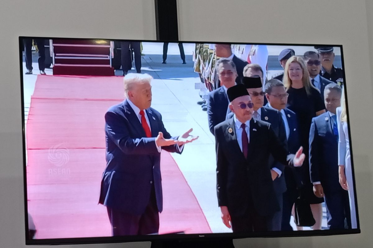 Trump tiba di Malaysia hadiri KTT ASEAN disambut Anwar Ibrahim