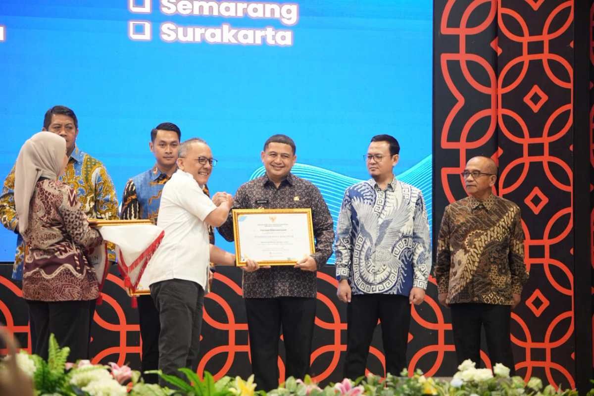 Pemkot Makassar raih penghargaan Top Nasional dari BRIN