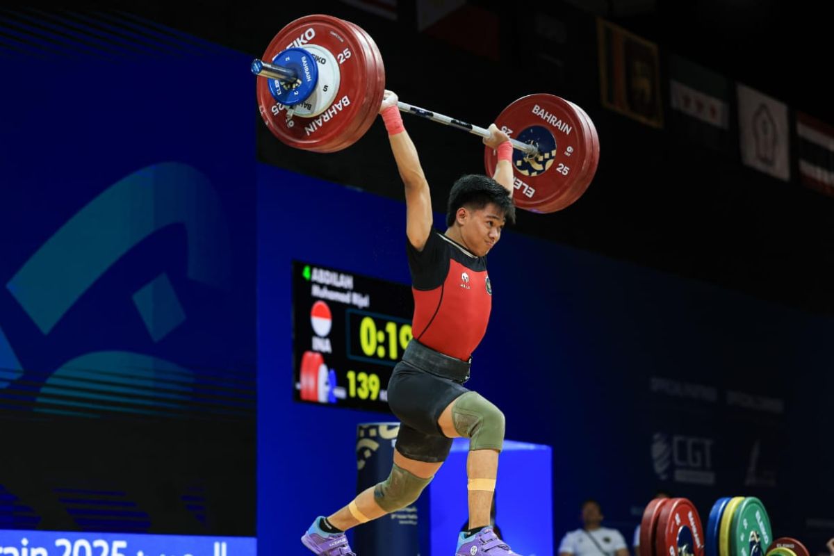 Lifter Abdilah persembahkan emas kedua Indonesia di AYG Bahrain 2025
