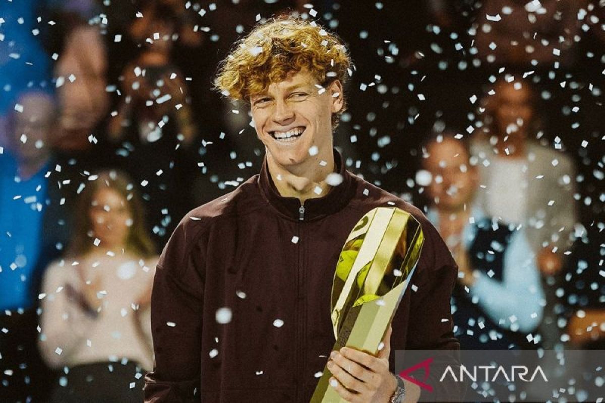 Petenis Zverev temukan momentum di ATP Finals