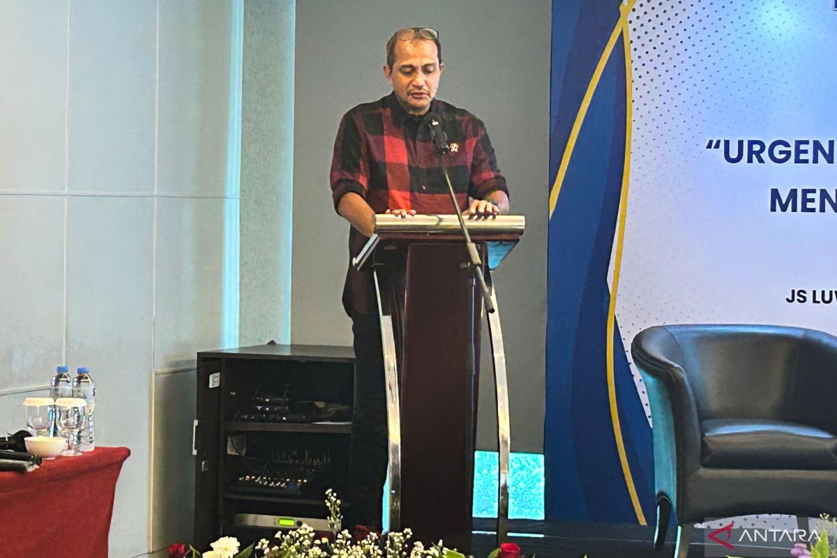 Wamenkum minta aturan soal industri tembakau disusun ekstra hati-hati