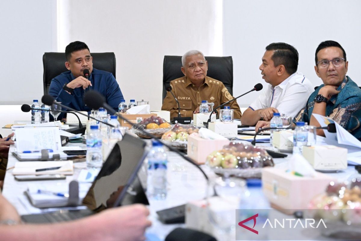 Gubernur Bobby akselerasi Program 3 Juta Rumah bersama kepala daerah