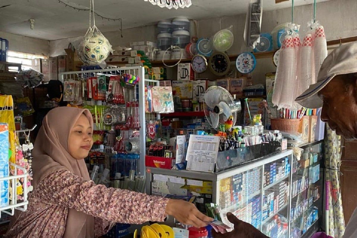 Guru di Ujung Negeri Ini Bangun AgenBRILink demi Wujudkan Mimpi Inklusi Keuangan di Pedalaman Papua