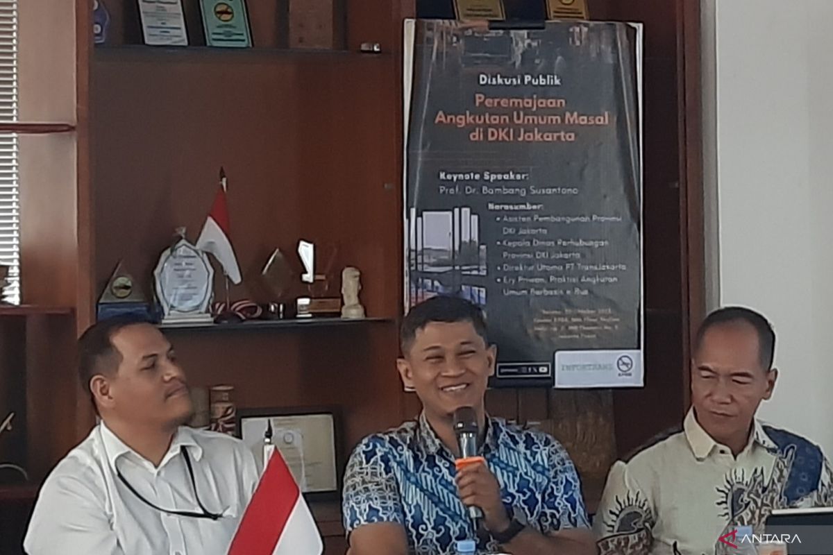 Transjakarta kaji perluasan Halte Cawang Sentral