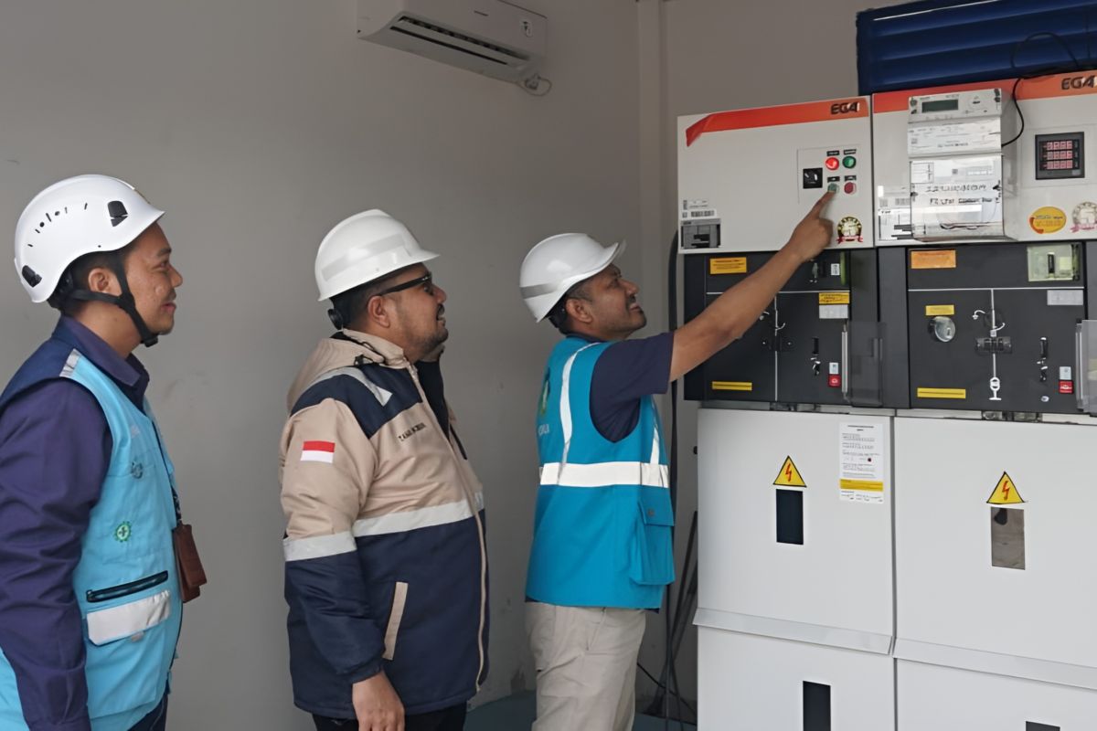 PLN dukung elektrifikasi industri tambang dengan pasokan 17 MVA di Tanah Bumbu