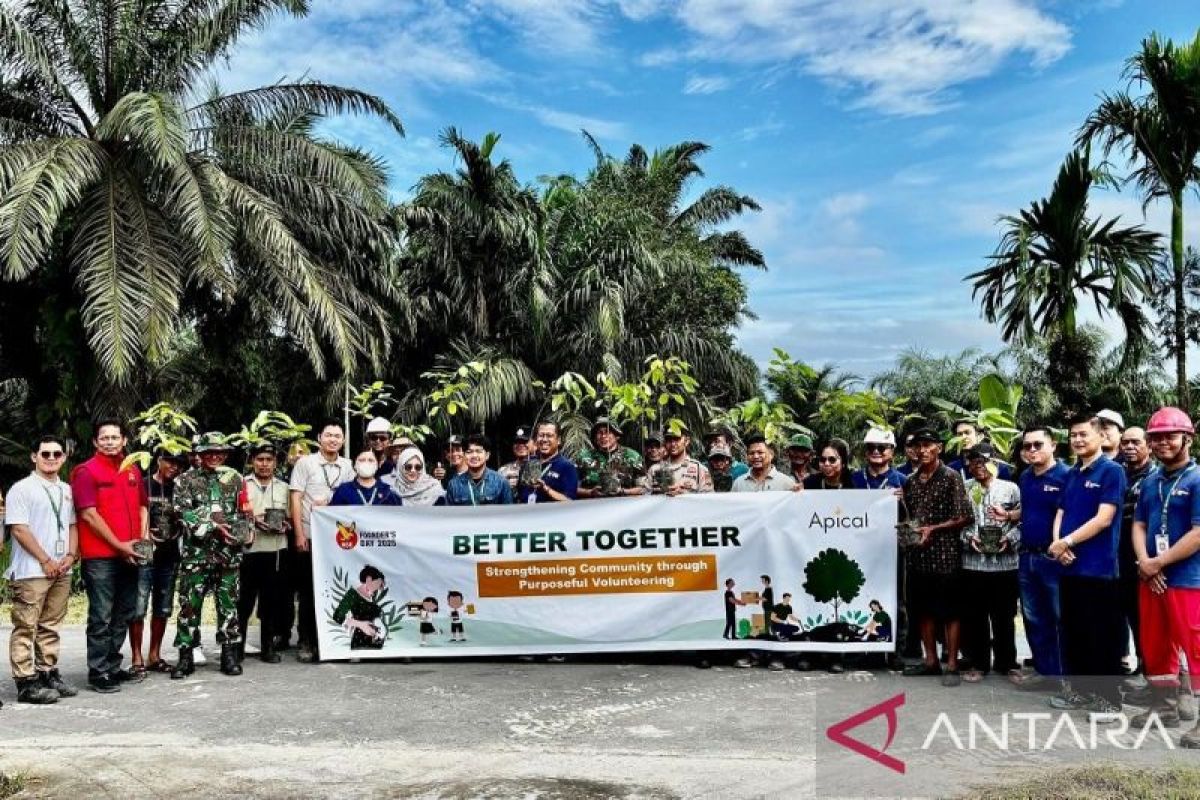 Apical Rayakan RGE Founder's Day dengan Serangkaian Aksi Sosial dan Lingkungan di Dumai