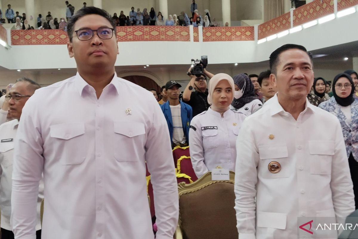 Kota Palembang terima bantuan alat pertanian dan 4,1 ton benih padi dari Kementan