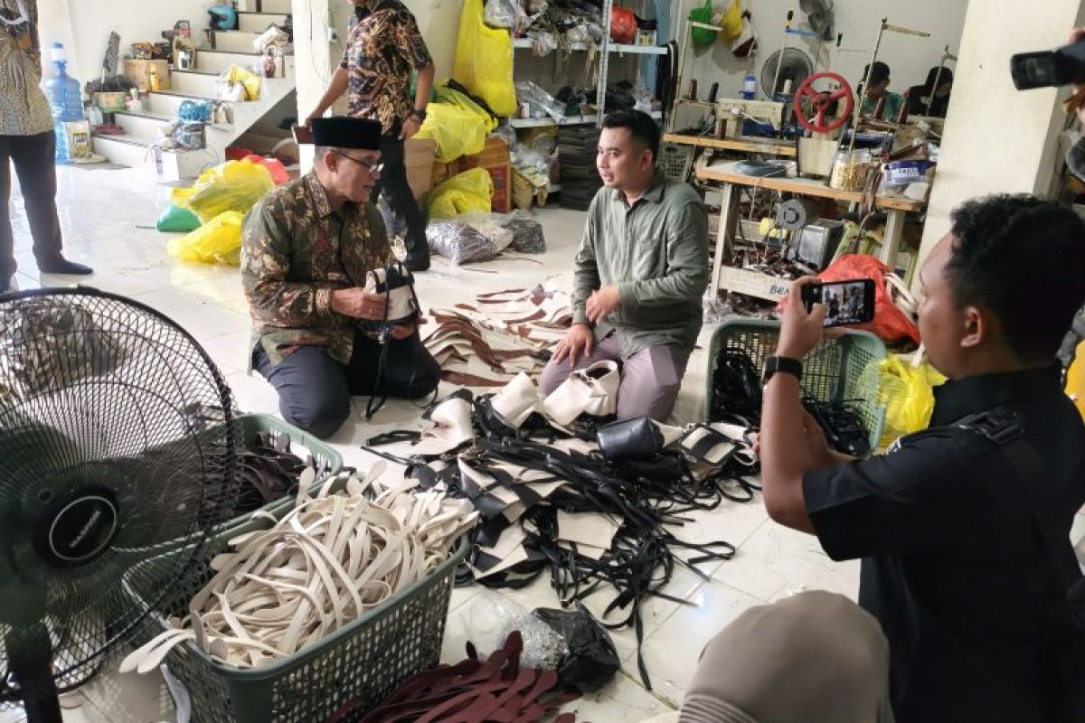 Anggota DPR dorong UMKM Sidoarjo manfaatkan kredit lunak