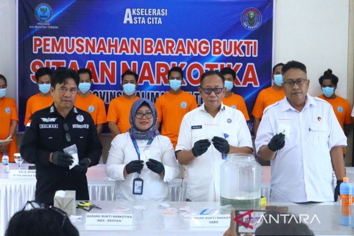 Pemusnahan barang bukti sabu seberat 486,43 gram di Kalteng