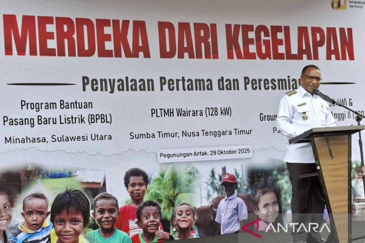 Bupati Saiba ajak masyarakat Pegunungan Arfak dukung pembangunan PLTMH