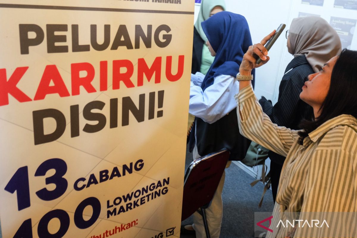 Jumlah pengangguran di RI berkurang 4.092 orang pada Agustus 2025