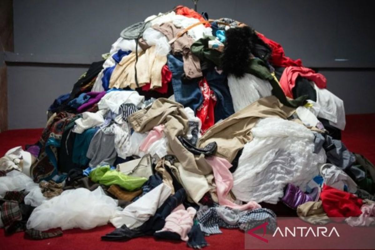 Cara mengatasi hoarding disorder untuk mengurangi penumpukan barang