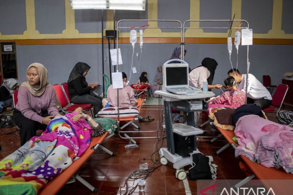 Dinkes Jabar sebut korban keracunan MBG di KBB sudah tertangani