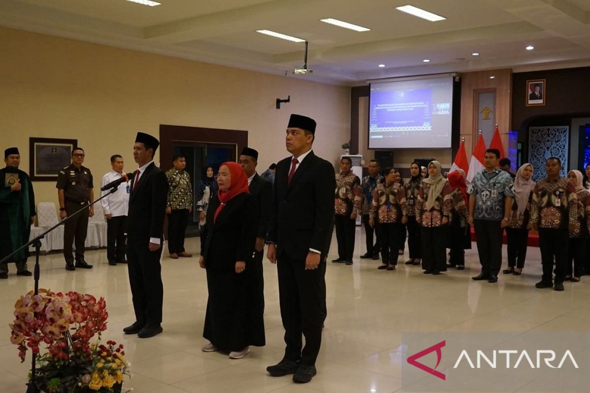 Pelantikan dan Rapat Pemilihan Ketua, Wakil Ketua serta Sekretaris MKN Wilayah Riau.