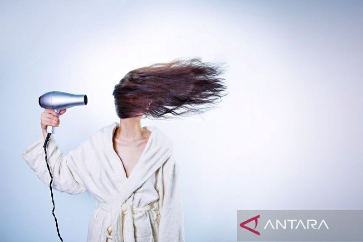 Rahasia Rambut Sehat! Ahli Gizi Ungkap Manfaat Minuman Campuran Almond yang Wajib Dicoba