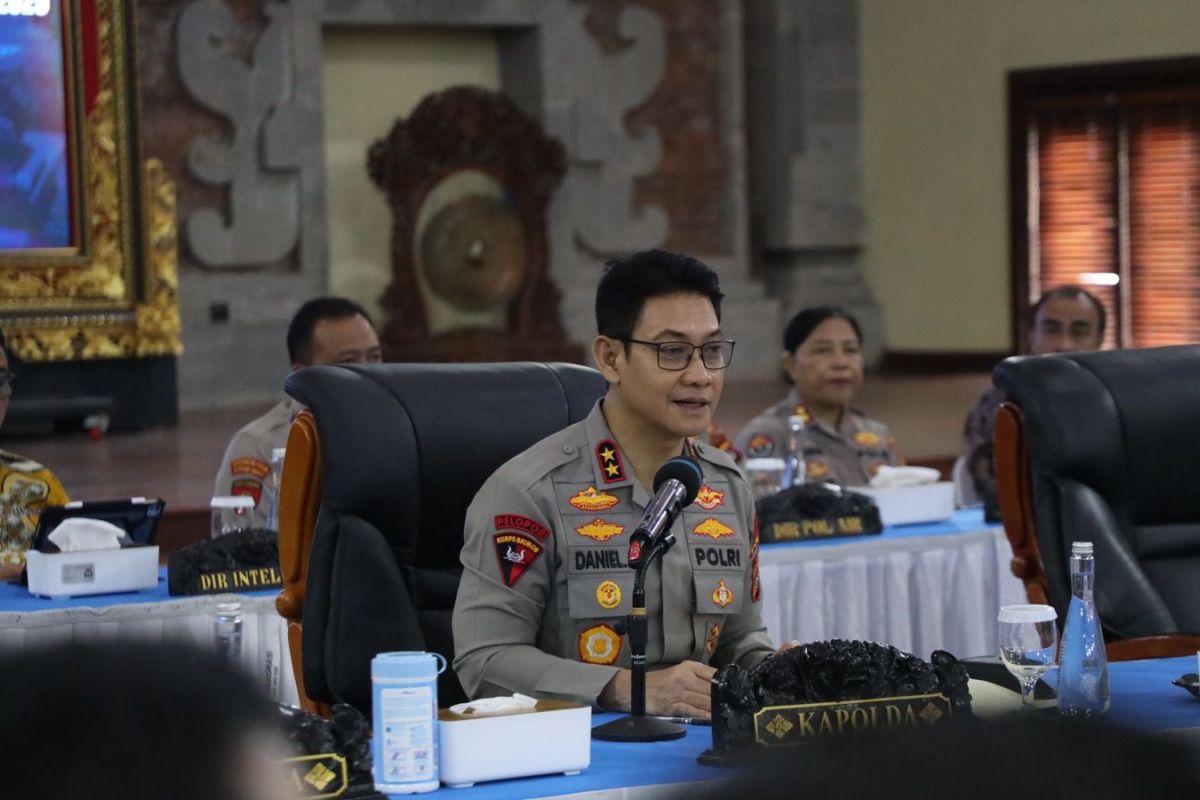 Kapolda Bali kumpulkan konsulat asing tekankan pengawasan WNA