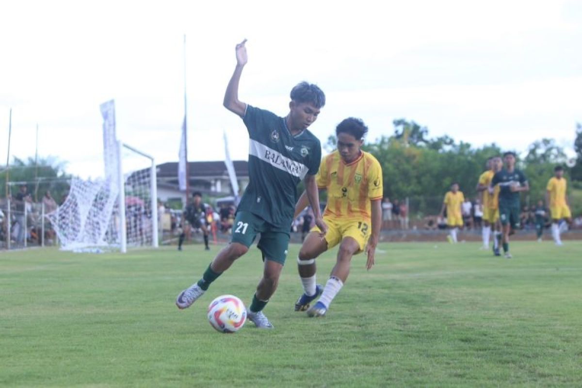 Bermain dengan 10 pemain, Balangan dominasi permainan melawan Banjarmasin