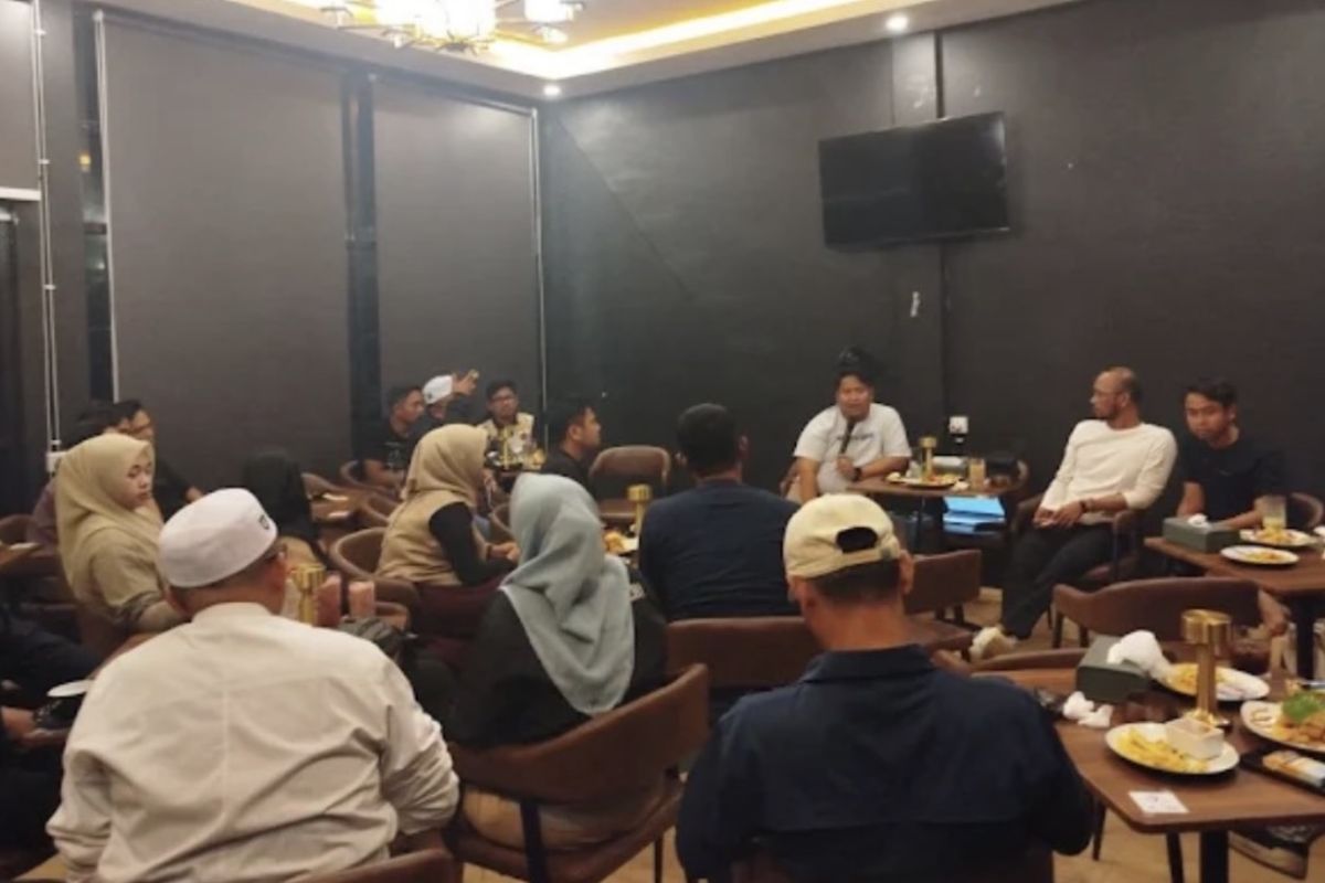 Univsm jalin silaturahmi dengan awak media di Balangan