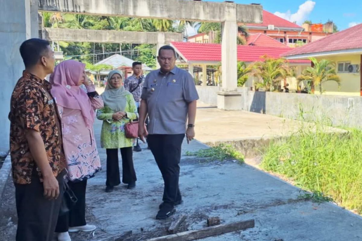 Pemkot Pariaman pastikan keterlayanan pasien RSUD dr Sadikin ditengah keterbatasan sarana