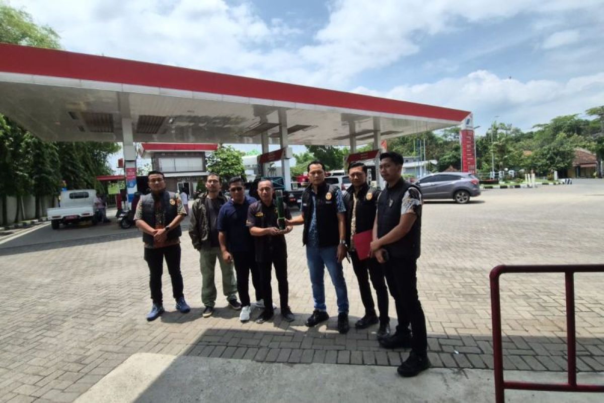 Polres Ponorogo pastikan tak ada BBM bercampur air di SPBU