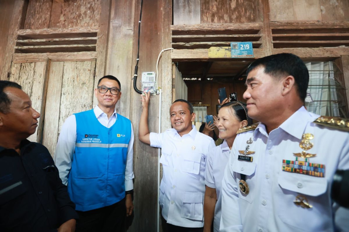 PLN dukung Kementerian ESDM salurkan BPBL bagi keluarga prasejahtera di Minahasa