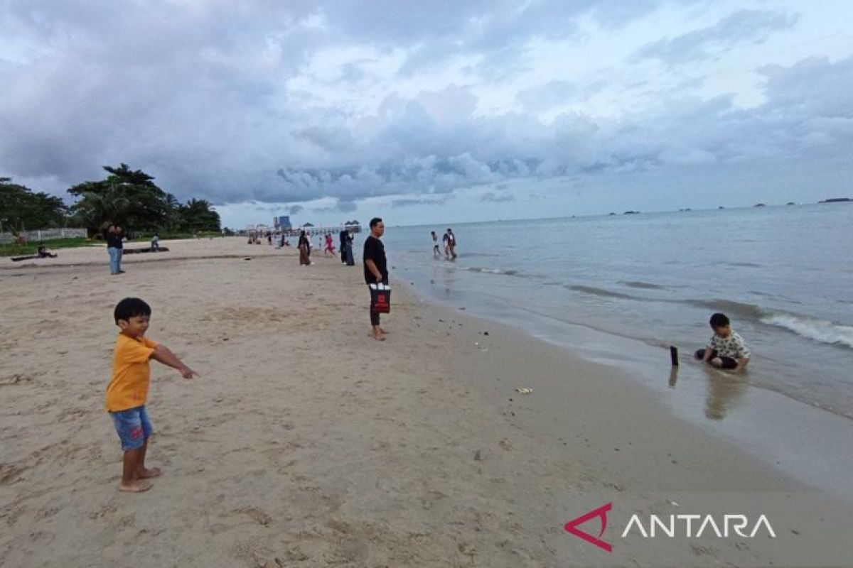 Waspada dampak pasang laut 2,7-3 meter
