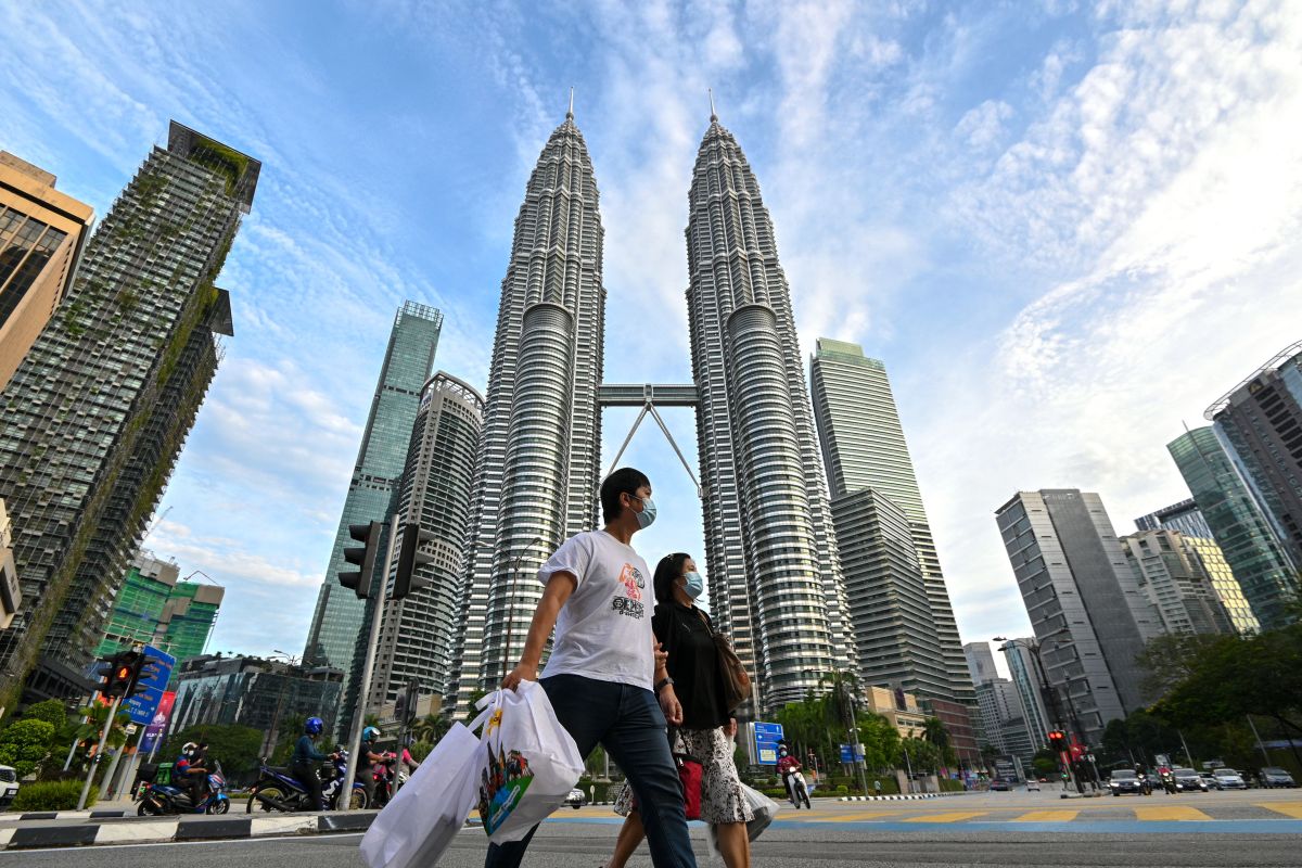 Ribuan orang ditangkap dalam operasi antipenipuan di Malaysia