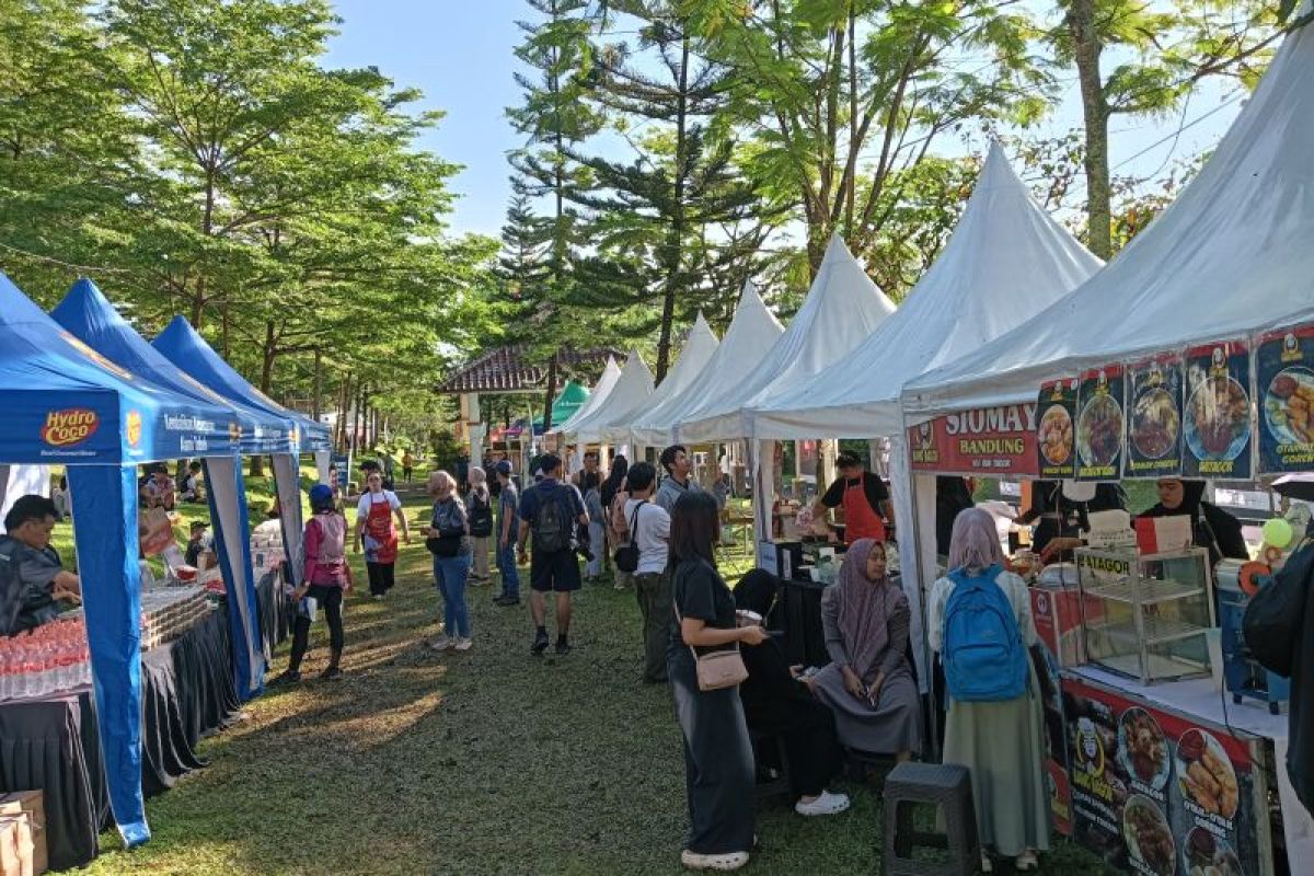 PTPN I fasilitasi mitra UMKM tampil di Expo UMKM Kampoeng Kopi Banaran