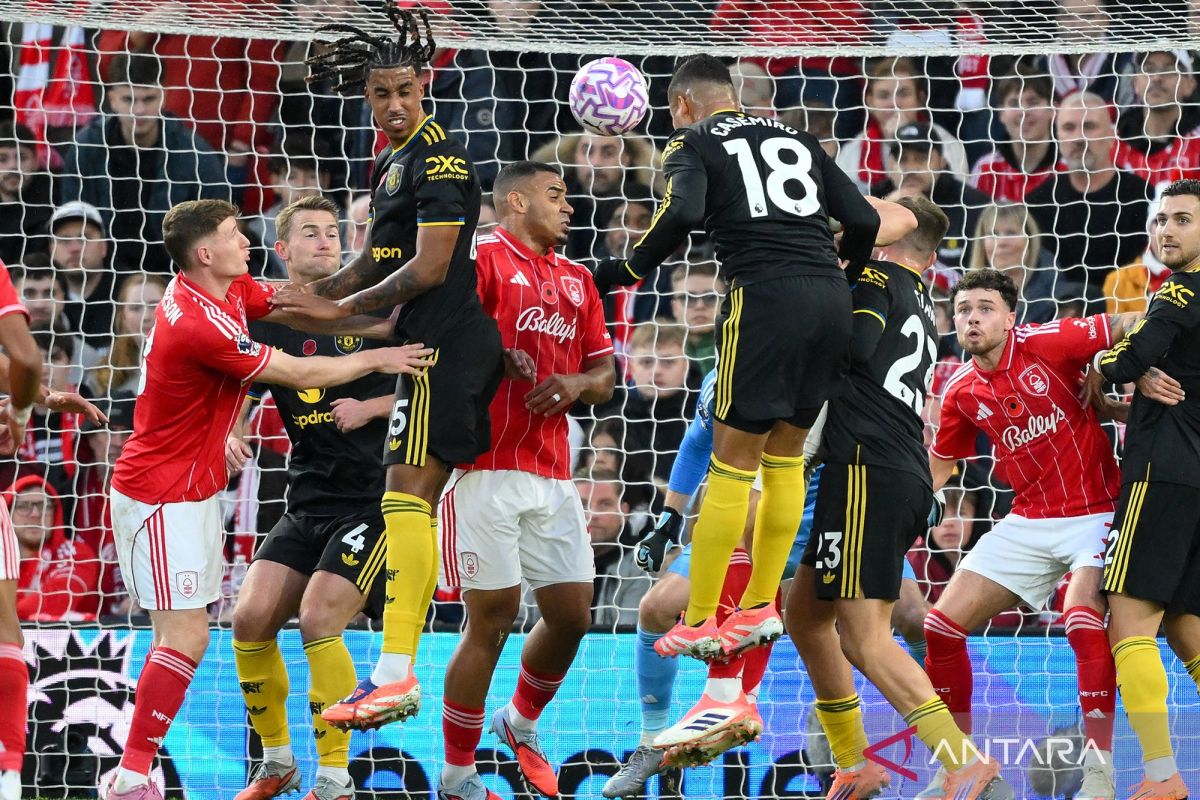 Ini makna lambang bunga merah “Poppy” di jersey klub liga Inggris