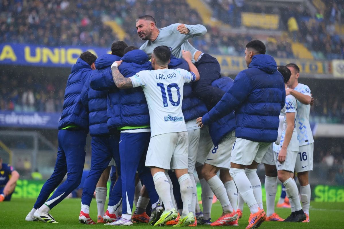 Inter Milan kalahkan Hellas Verona, Fiorentina takluk dari Lecce