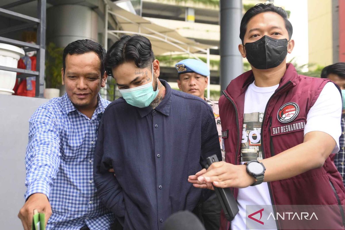 Kriminal sepekan, Onad konsumsi ganja hingga laporan kejahatan siber