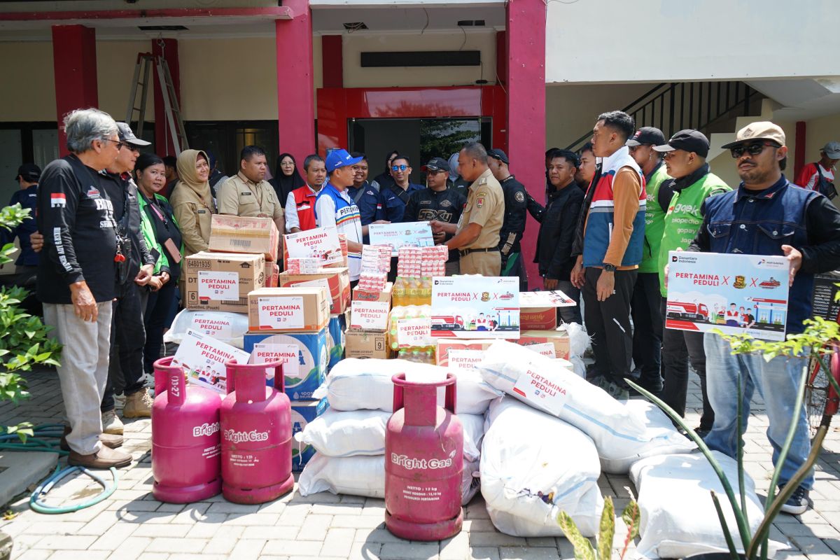 Pertamina gandeng komunitas motor salurkan bantuan korban banjir
