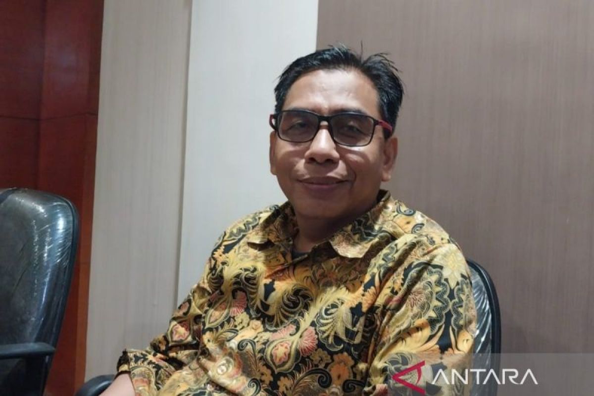Anggota DPRD meminta pengurus baru BUMD Bank NTB Syariah tunjukkan kinerja