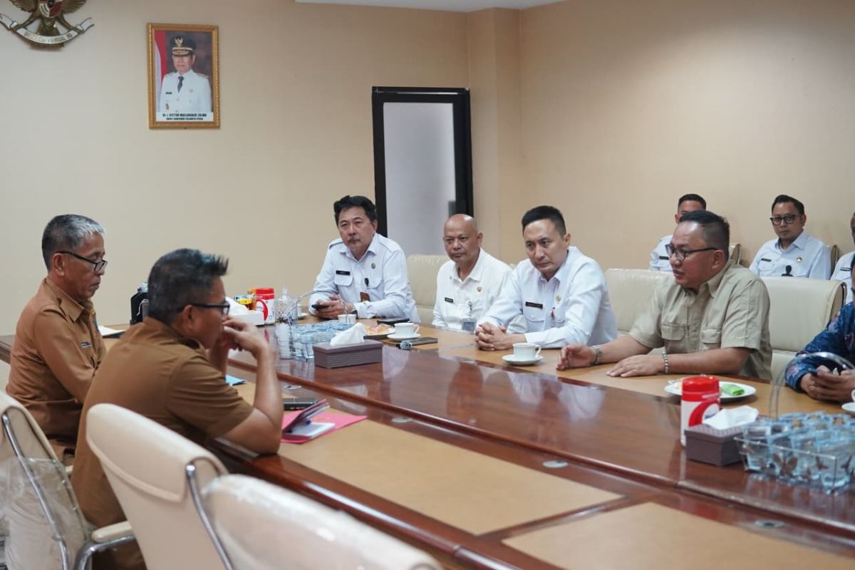 Kemenimipas godok keputusan pemberian izin tinggal warga Filipina di Sulut