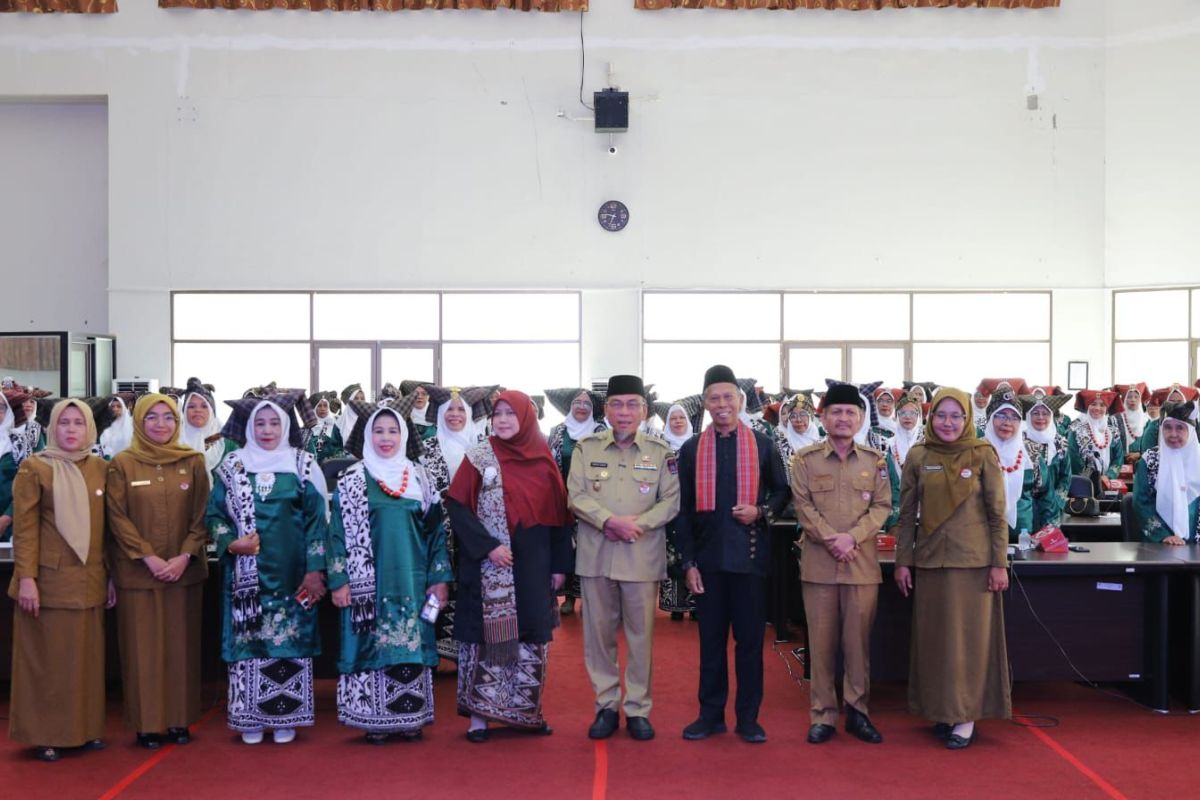 Wawako Maigus Nasir buka kegiatan sosialisasi bertema "Peran Bundo Kanduang dalam Mewariskan Nilai-Nilai Adat, Budaya, dan Agama bagi Generasi Muda"