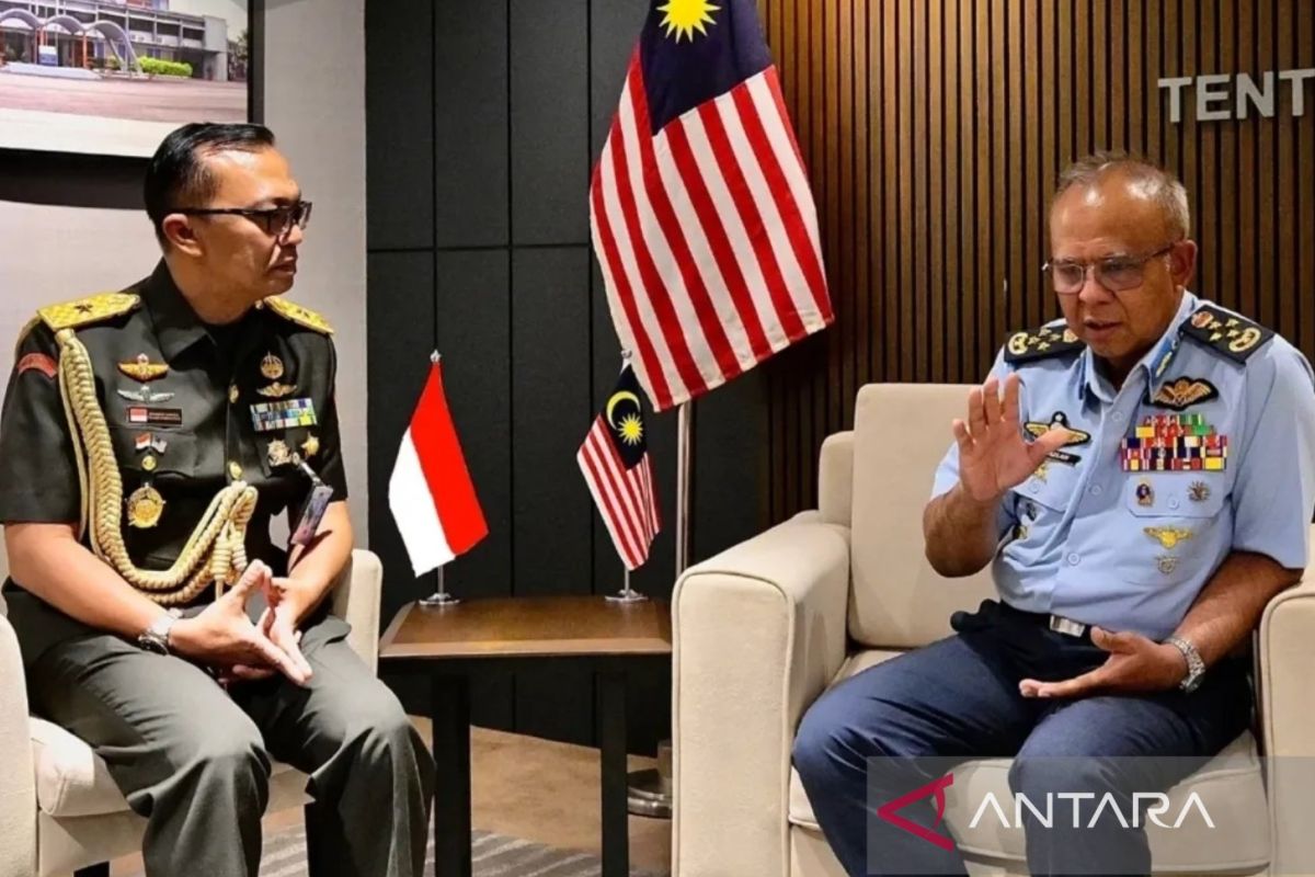 Atase RI lakukan kunjungan kepada Panglima Tentera Udara Diraja Malaysia