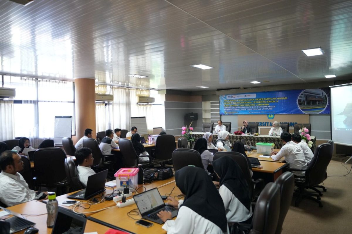 Unila gelar pelatihan peningkatan keterampilan dasar teknik instruksional bagi dosen