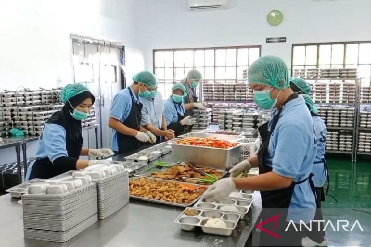 Tiga SPPG di Pangkalpinang kantongi Sertifikat SLHS